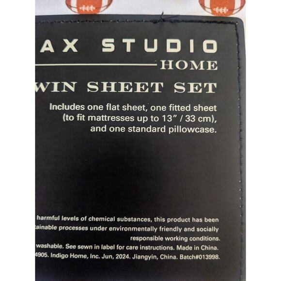 Max Studio Home FOOTBALL Print TWIN Size Sheet Set OEKO TEX Flat/Fitted/Pillowca - Picture 4 of 4